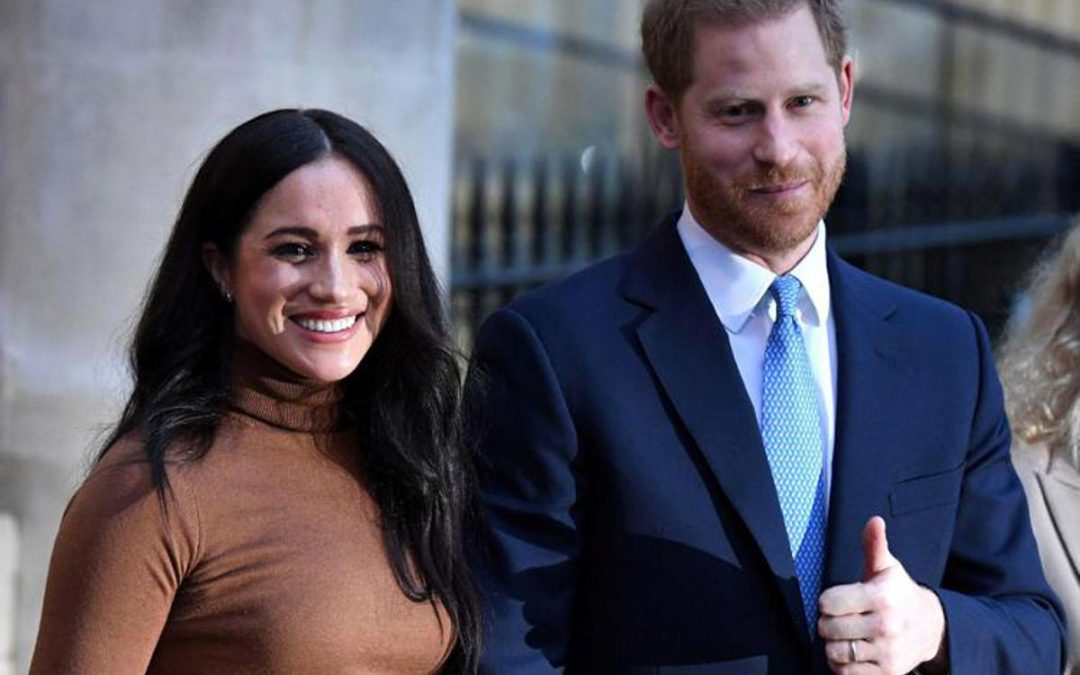 Harry e Meghan a luglio in Uk con i figli, offerta residenza reale alla coppia