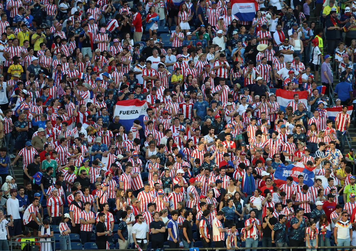 https://www.quotidianodelsud.it/wp-content/uploads/2026/06/i-tifosi-del-paraguay.jpeg