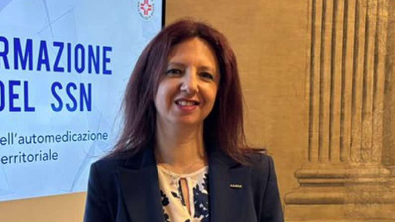 Miastenia gravis, Pirro (M5S): “Serve garantire diagnosi rapide e cure uniformi su tutto il territorio”