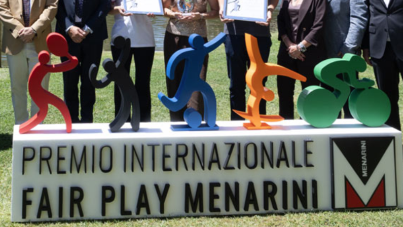 Premio ‘Internazionale Fair Play Menarini’, Diego Milito ed Emilio Butragueno nel parterre 30esima edizione