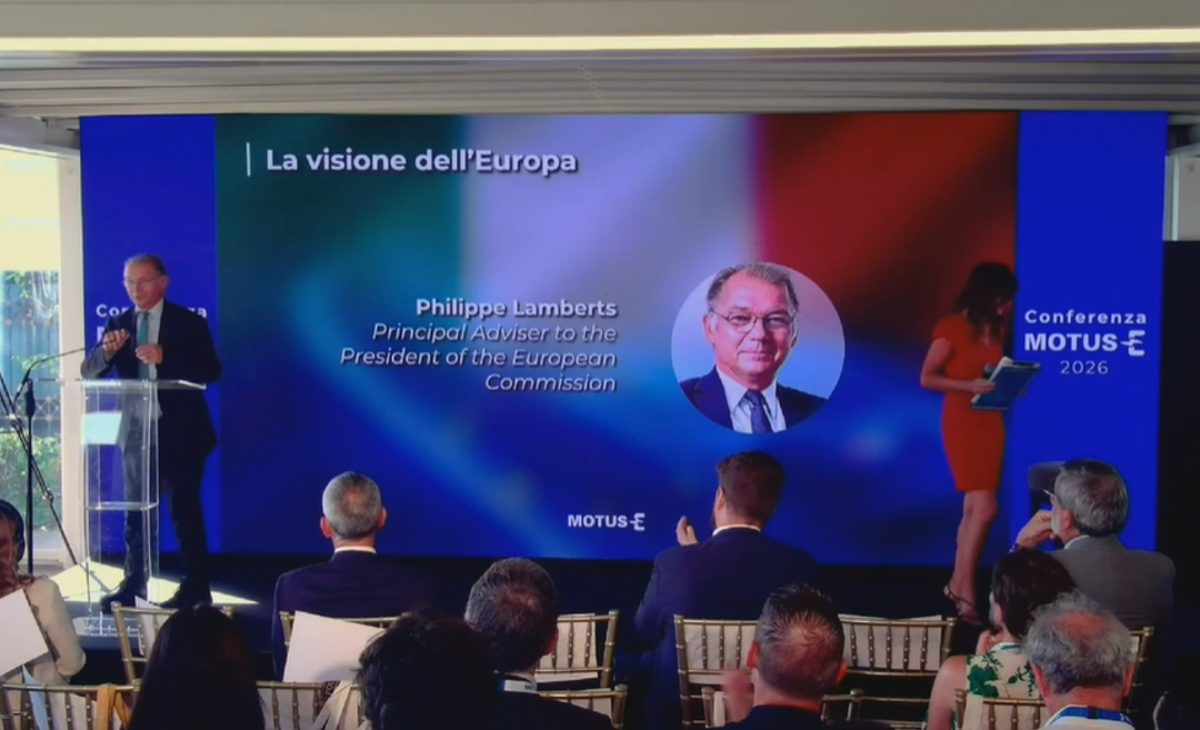 Auto, Lamberts: “Spetta ai legislatori decidere cosa fare per la competitività europea”