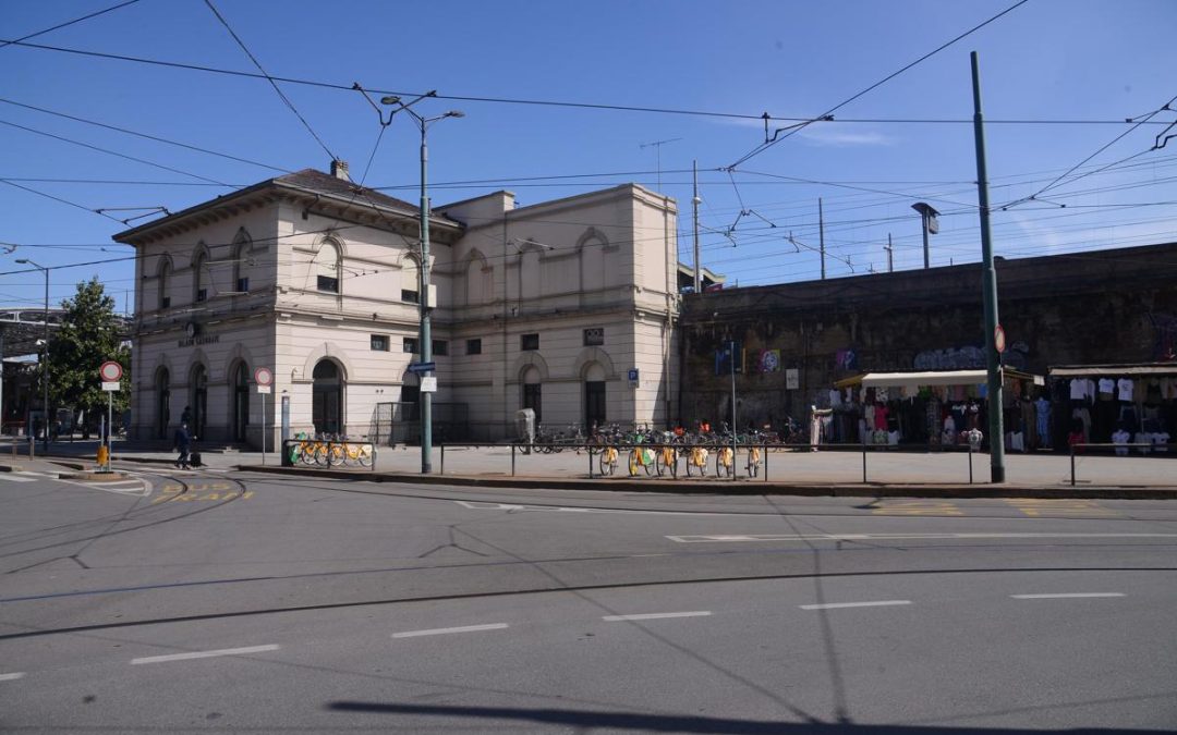 Si blocca treno a Milano sotto il sole, 300 passeggeri senza aria condizionata