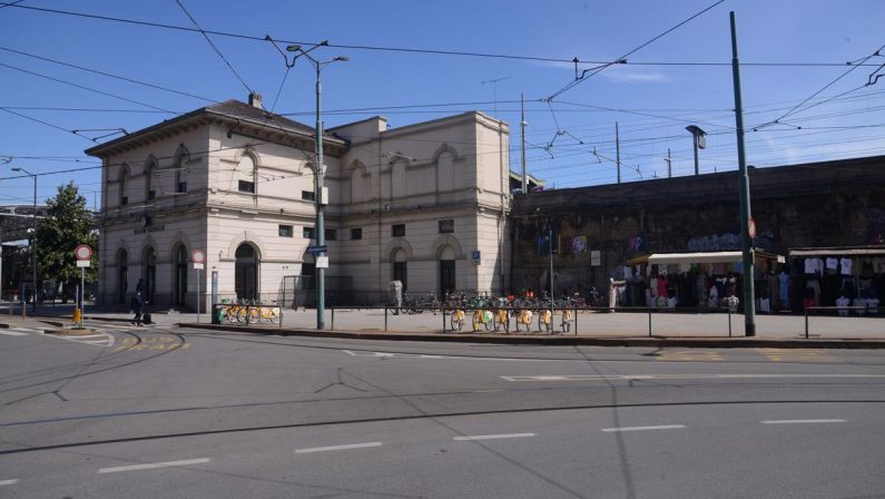 Si blocca treno a Milano sotto il sole, 300 passeggeri senza aria condizionata