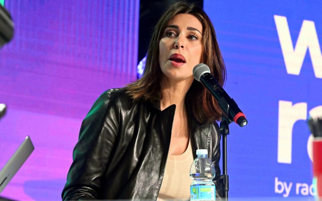 Belen verso la cittadinanza italiana: “Ha superato l’esame di lingua”. L’annuncio