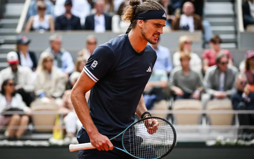 Roland Garros, Zverev è il primo finalista. Alle 19 Cobolli-Arnaldi
