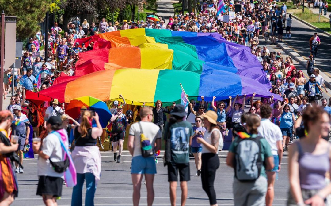 Mondiali, Iran-Egitto a Seattle nel giorno del Pride: sì a bandiere arcobaleno
