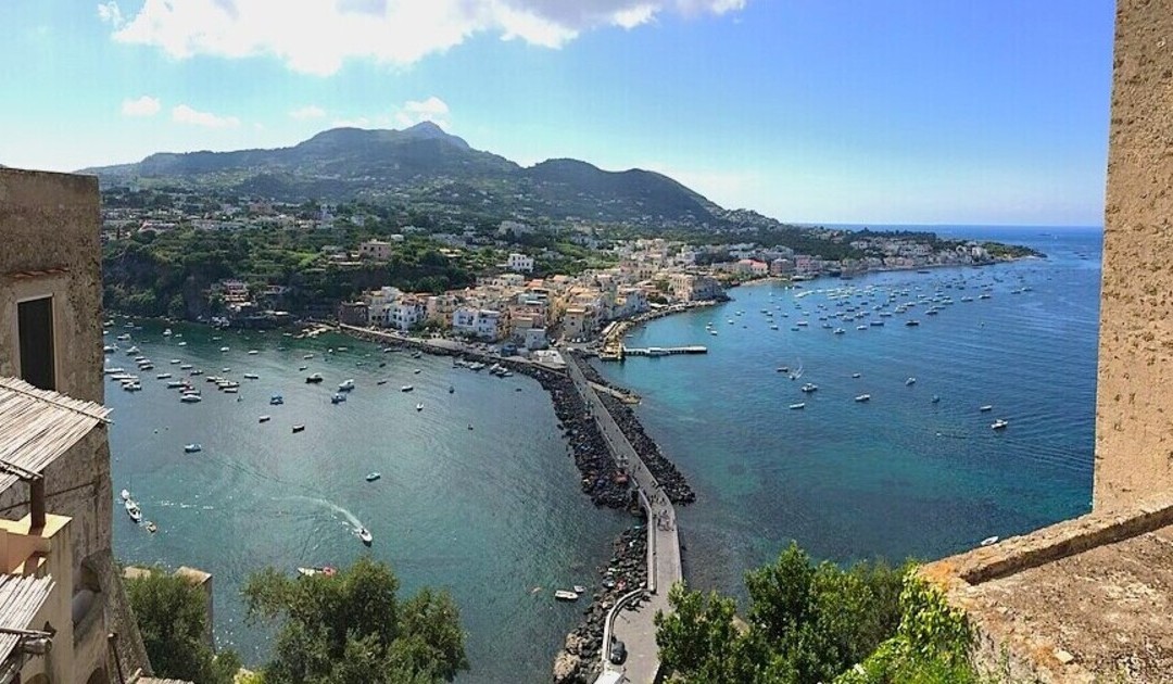 Guasto alla centrale idrica di Mugnano: stop all’acqua per Ischia e Procida