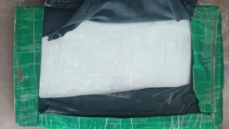 Sorpreso con oltre 1 kg di cocaina in auto, 61enne arrestato a Ischia