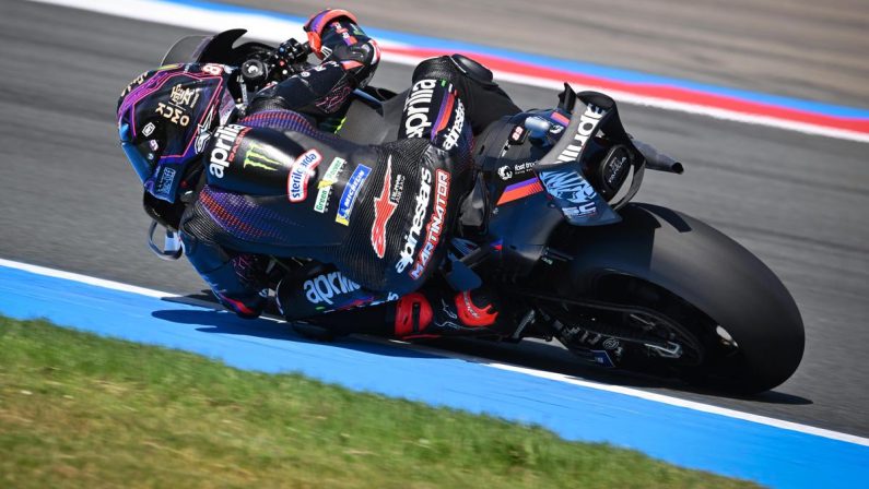 Gp Olanda, vince Ogura davanti a Fernandez: ordine di arrivo. Martin nuovo leader Motomondiale