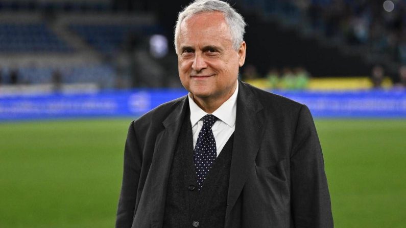 Lotito scrive ai tifosi e smentisce le voci di cessione della Lazio
