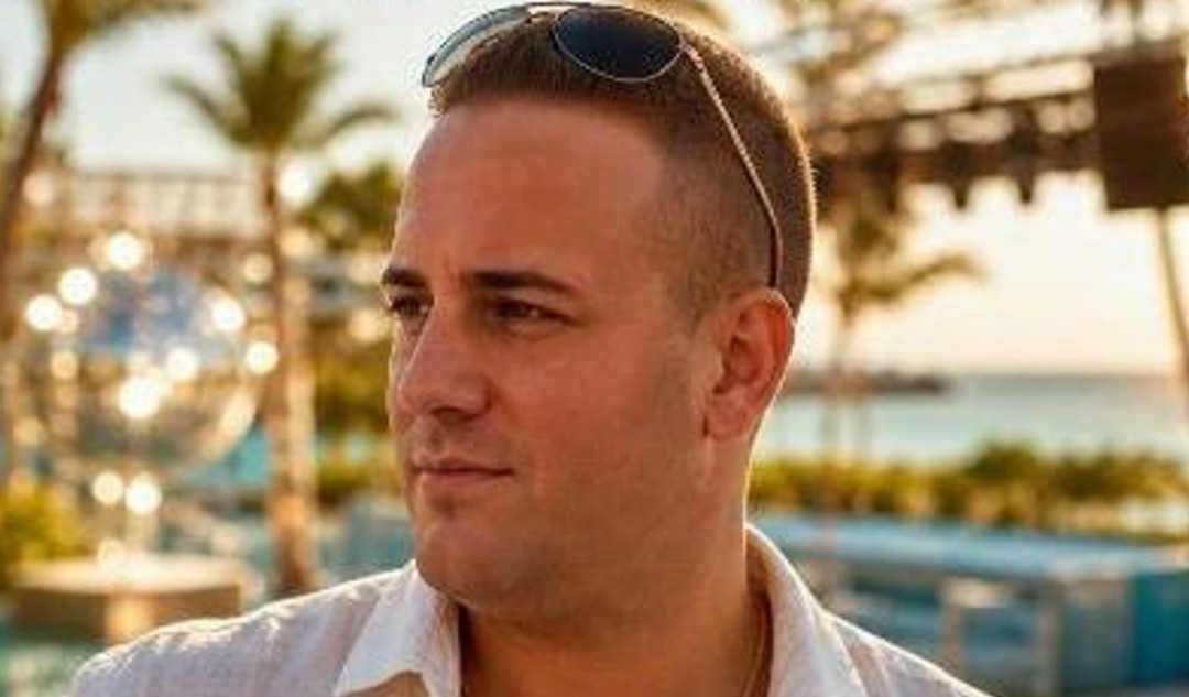 Il produttore calabrese Luca Mollo lancia il singolo “Sexy girl”