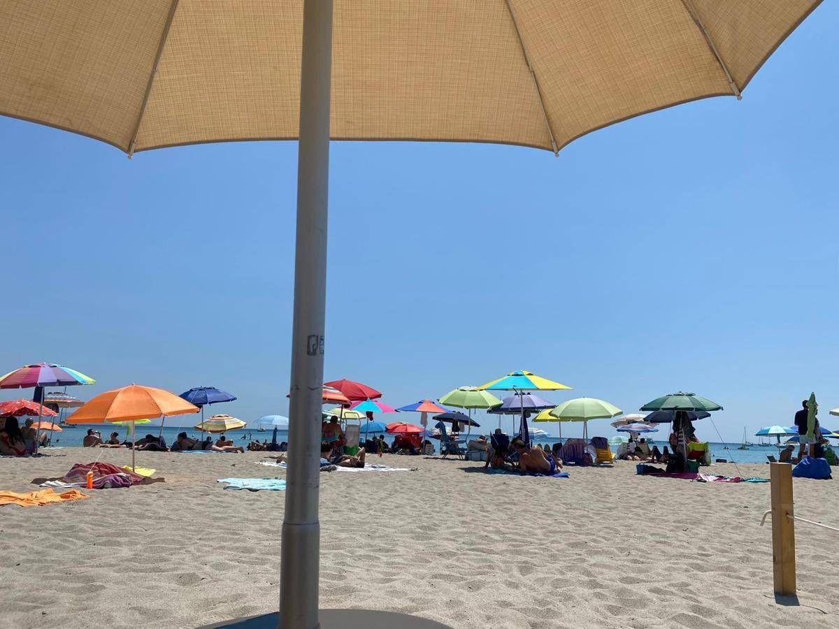 https://www.quotidianodelsud.it/wp-content/uploads/2026/06/mare-ombrelloni-mia.jpeg