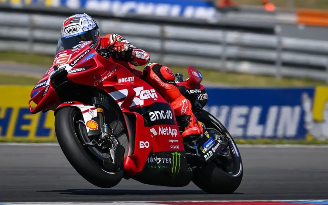 Marc Marquez trionfa a Brno davanti a Ogura, terzo Bagnaia