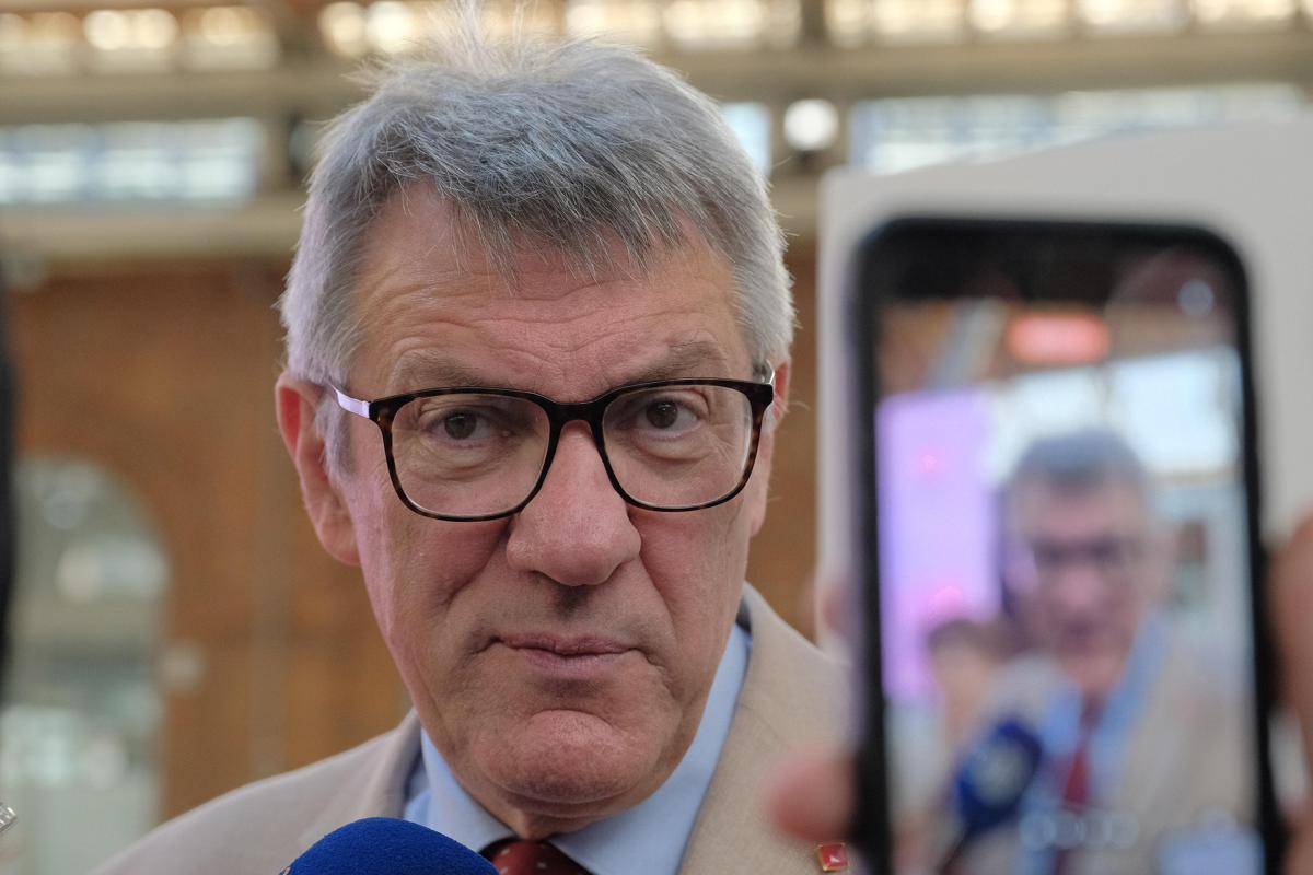 https://www.quotidianodelsud.it/wp-content/uploads/2026/06/maurizio-landini-ipa.jpeg