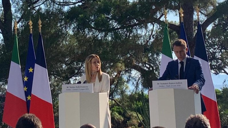 Vertice Macron-Meloni: “Italia e Francia partner naturali e indispensabili”