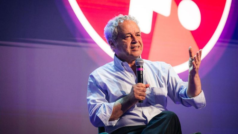 Ai, Mentana al Wmf: “Senza un’idea di Paese, rischia di essere subita e non governata”