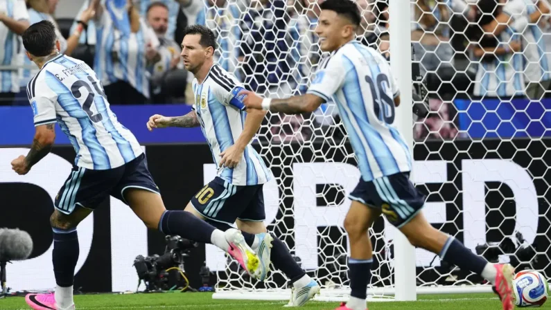 Ancora Messi show, con una doppietta all’Austria manda l’Argentina ai sedicesimi e diventa il miglior marcatore nella storia dei Mondiali