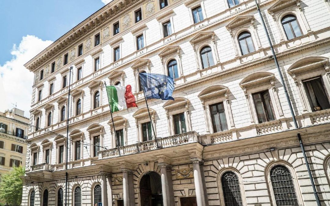 Iran e i 500 aerei Usa decollati da basi italiane, Bonelli: “Meloni ha mentito a Parlamento”. La replica della Difesa
