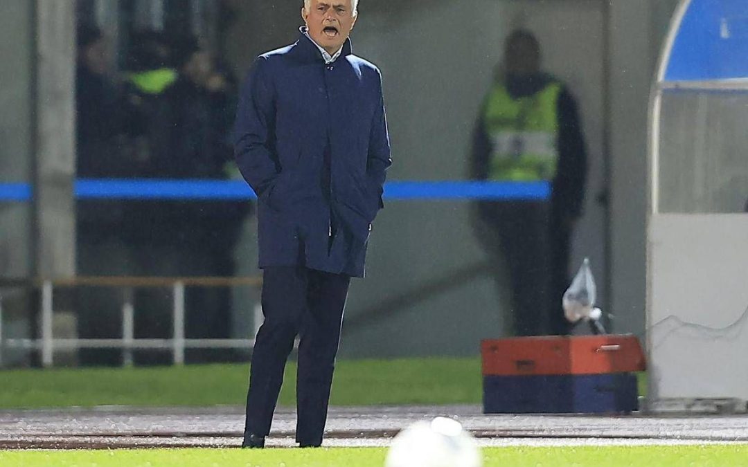 Real Madrid, Florentino Perez confermato presidente fino al 2030, Mourinho in panchina la prima mossa