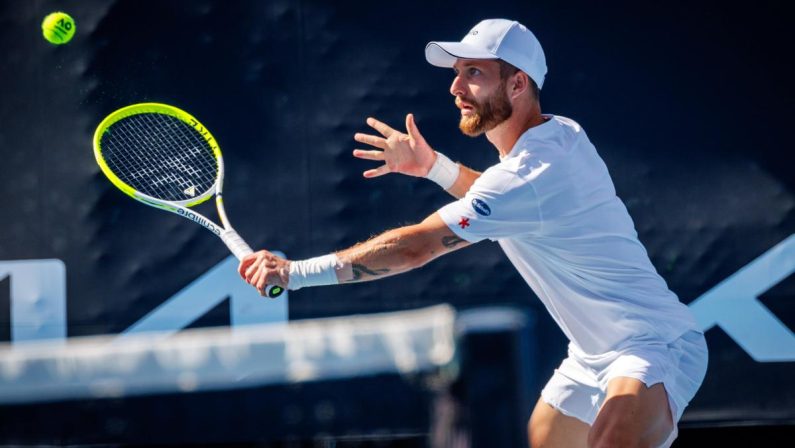 Moutet vince al Queen’s, poi parolacce nell’intervista e rimprovero