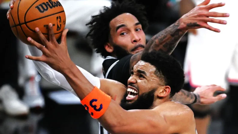 San Antonio risorge, batte New York in trasferta e riapre le Finals NBA