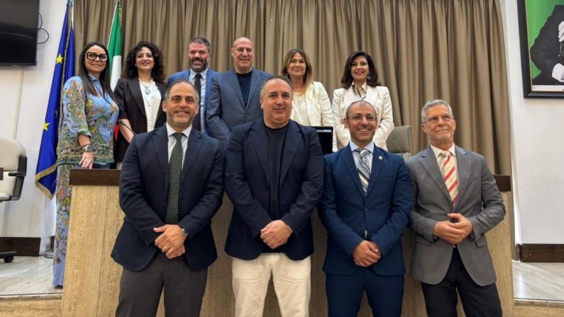 Il sindaco Voce ufficializza la nuova giunta comunale di Crotone