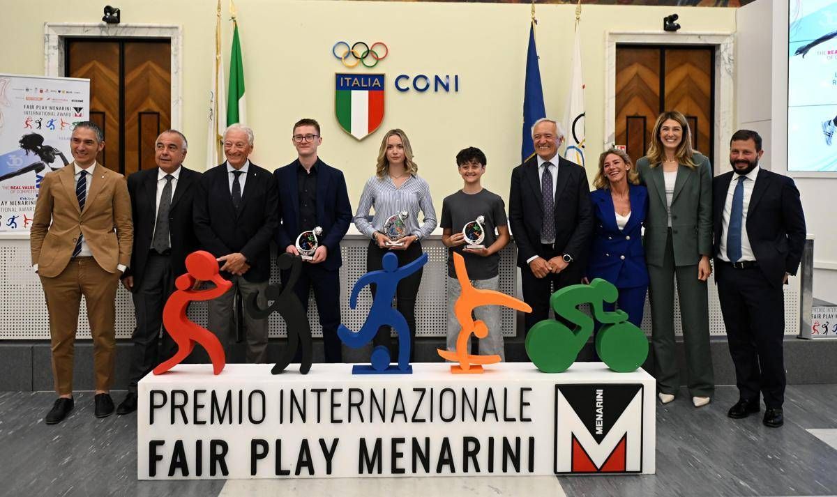 https://www.quotidianodelsud.it/wp-content/uploads/2026/06/omar-schillaci-vincenzo-parrinello-luciano-buonfiglio-alberto-belluzzi-gloria-tinaburri-matteo-pasqualetti-luca-lastrucci-valeria-speroni-cardi-rachele-sangiuliano-e-filippo-paganelli.jpeg