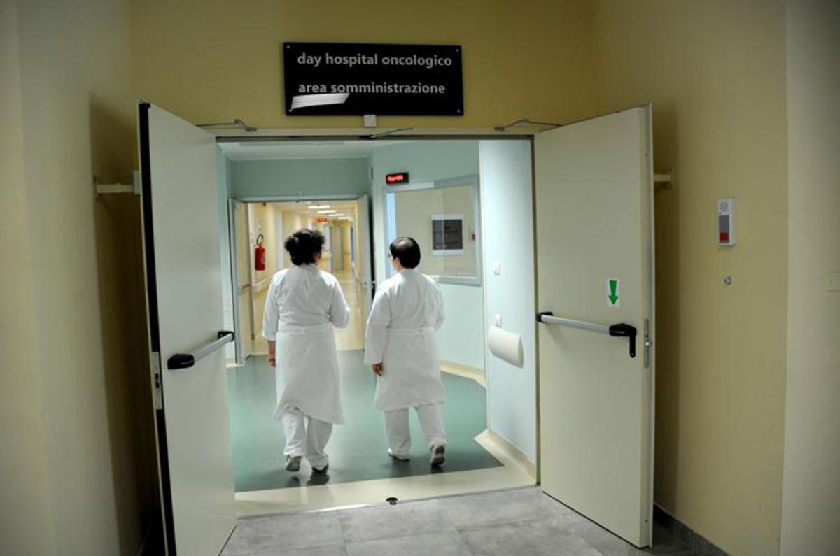 https://www.quotidianodelsud.it/wp-content/uploads/2026/06/ospedale-oncologia-1-fg.jpeg
