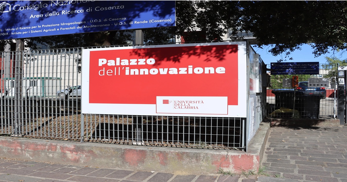 https://www.quotidianodelsud.it/wp-content/uploads/2026/06/palazzo-innovazione-inaugurazione-3.jpg