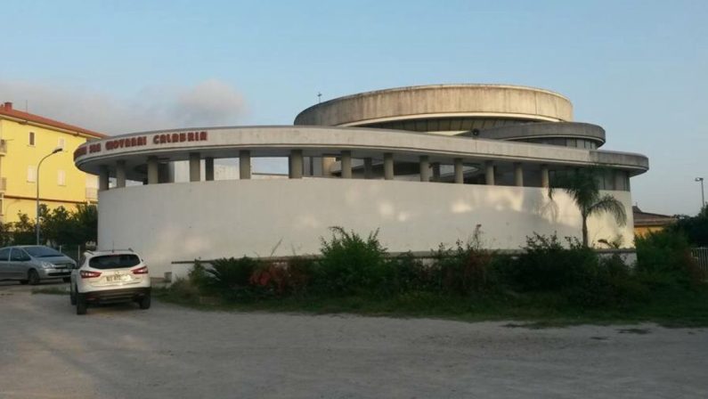 Furto in parrocchia a Lamezia Terme, arrestato 53enne, rubati 28mila euro di offerte dei fedeli