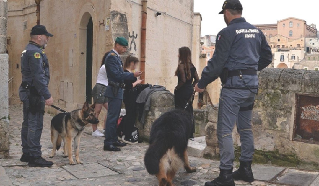 L’operazione della Guardia di Finanza ha portato all’esecuzione di tre misure cautelari