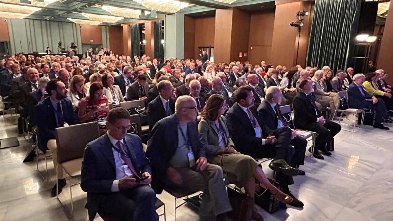 Manageritalia: “Serve un nuovo patto tra politica, imprese e manager per far ripartire la crescita’