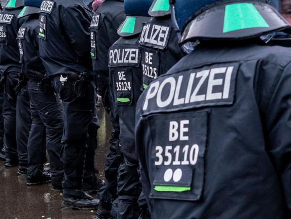 https://www.quotidianodelsud.it/wp-content/uploads/2026/06/polizia-germania35-fg-ipa.jpeg