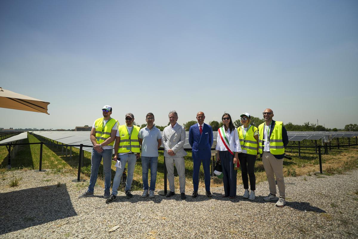 https://www.quotidianodelsud.it/wp-content/uploads/2026/06/poviglio-inaugurazione-impianto-fotovoltaico-comm.jpeg
