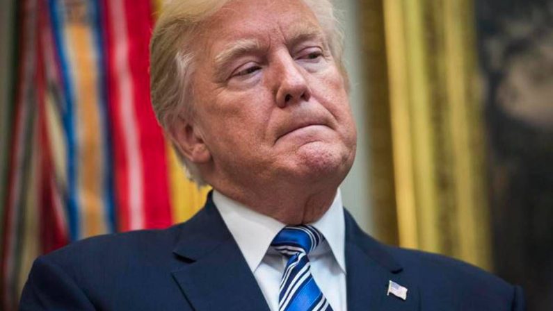 Trump: “Iran ha abbattuto nostro elicottero, Usa risponderanno”