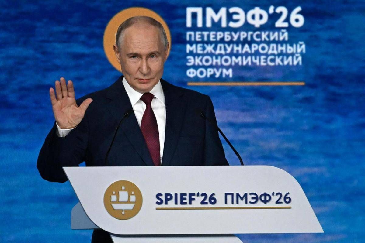 https://www.quotidianodelsud.it/wp-content/uploads/2026/06/putin-mano-vertice-afp.jpeg