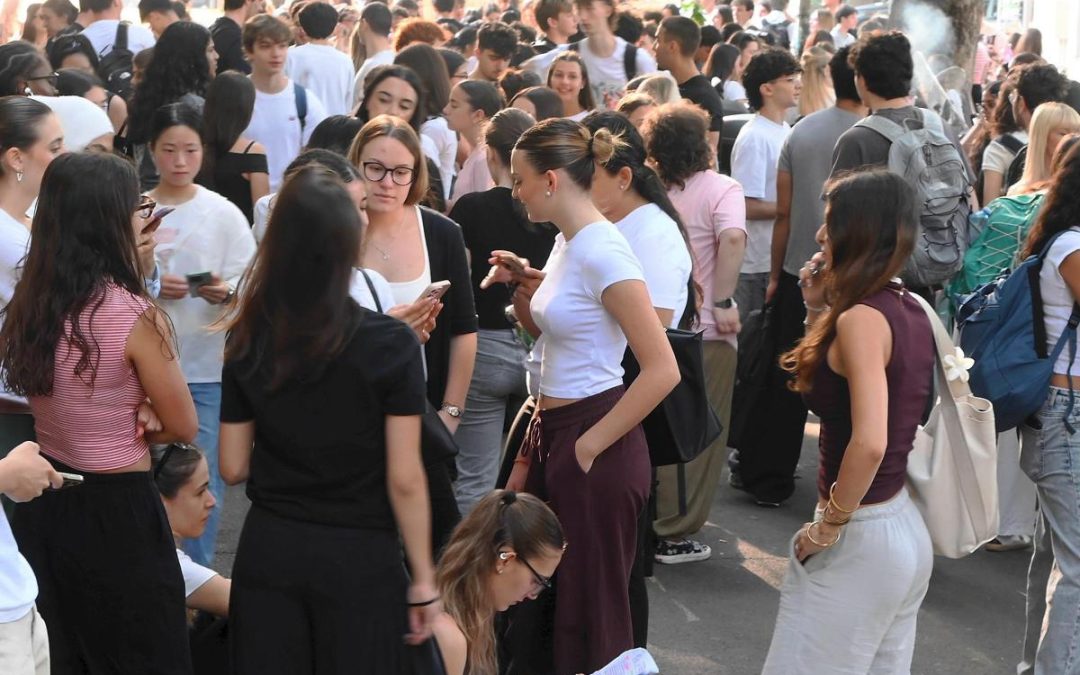 Maturità 2026, i consigli dell’esperto: «Studiare tutta la notte non aiuta, dormire sì»