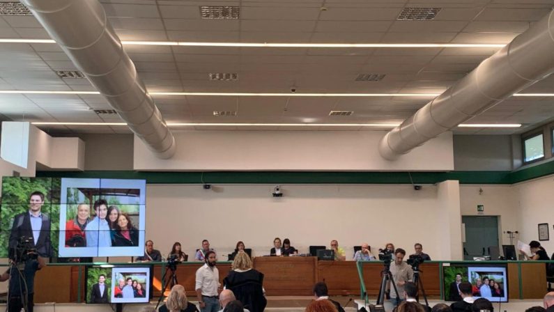Processo Regeni, legale: “Famiglia ha lottato a mani nude contro regime egiziano”