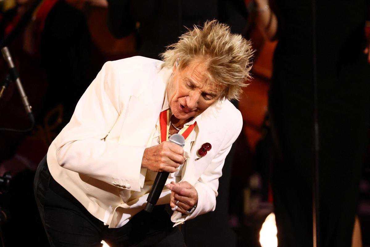 https://www.quotidianodelsud.it/wp-content/uploads/2026/06/rod-stewart-fg-2106.jpeg