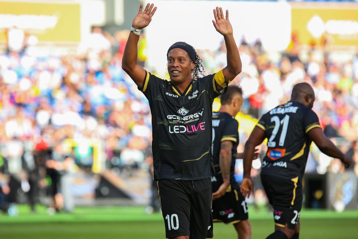 https://www.quotidianodelsud.it/wp-content/uploads/2026/06/ronaldinho-ipa-fg.jpeg