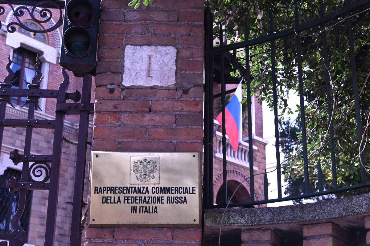https://www.quotidianodelsud.it/wp-content/uploads/2026/06/russia-ambasciata-roma-fg-ipa.jpeg