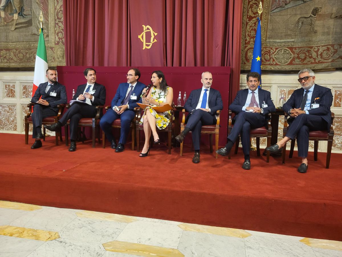 https://www.quotidianodelsud.it/wp-content/uploads/2026/06/sala2-evento-professioni-us.jpeg