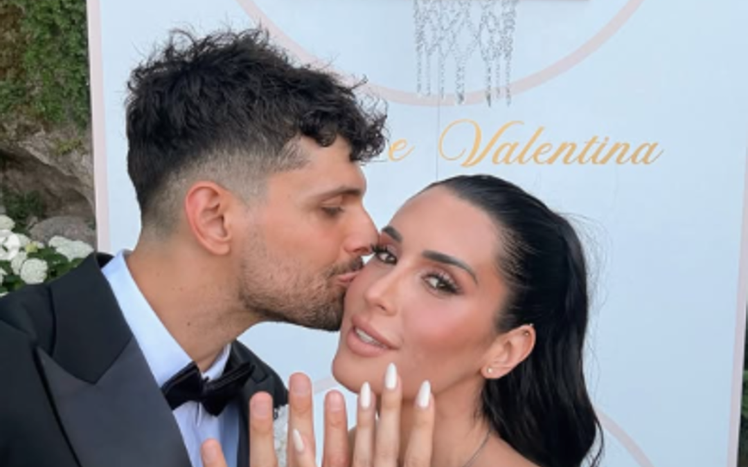 Valentina Vignali si è sposata, il matrimonio con Fabio Stefanini a tema ‘basket’