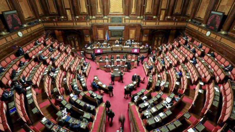 Dl Lavoro, dal salario giusto agli incentivi: via libera al decreto da quasi 1 miliardo