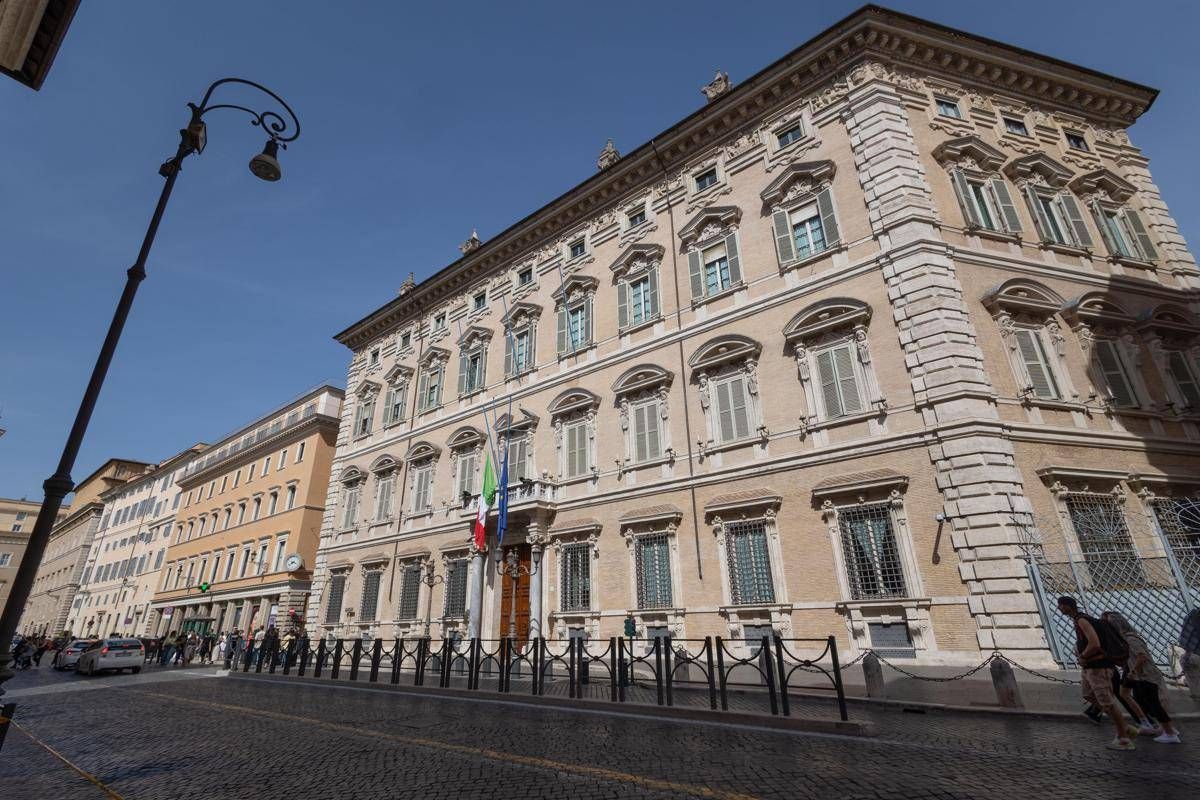 https://www.quotidianodelsud.it/wp-content/uploads/2026/06/senato-palazzo-ipa.jpeg