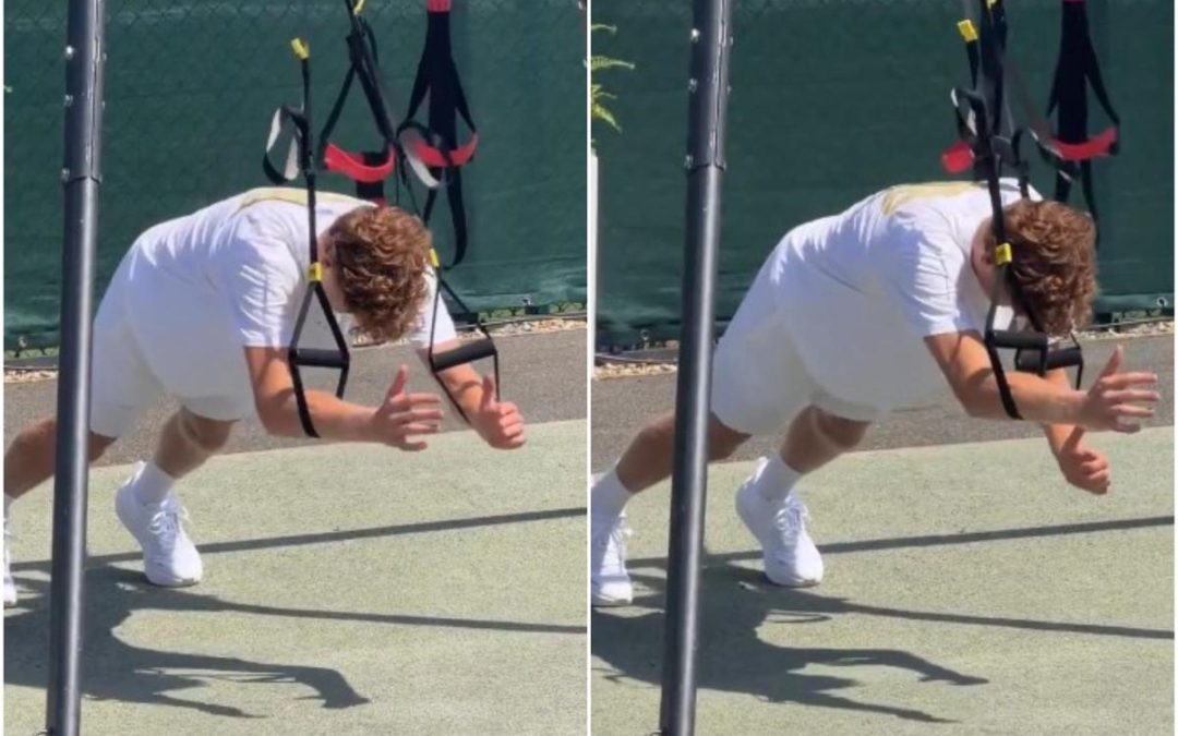 Sinner si allena, ‘strano’ esercizio a Wimbledon
