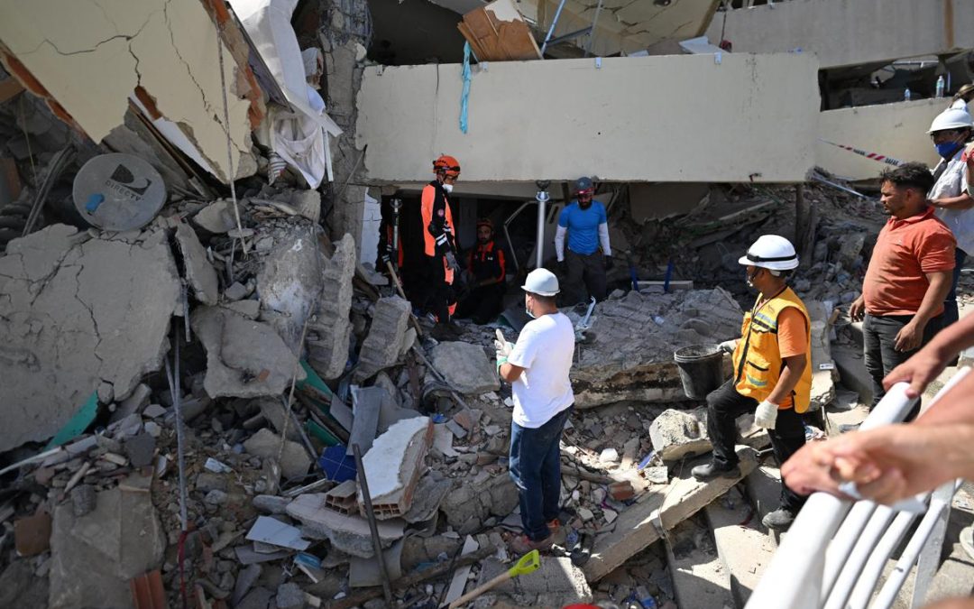 Venezuela, bimbo di 3 anni estratto vivo dalle macerie a sei giorni dal sisma