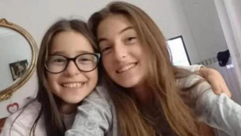 Sorelle scomparse, trovato fermaglio durante ricerche: “Forse è di Sarah”