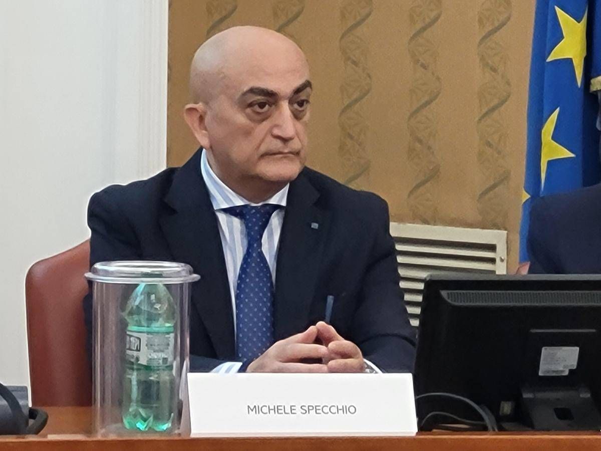 https://www.quotidianodelsud.it/wp-content/uploads/2026/06/specchio-comm.jpeg