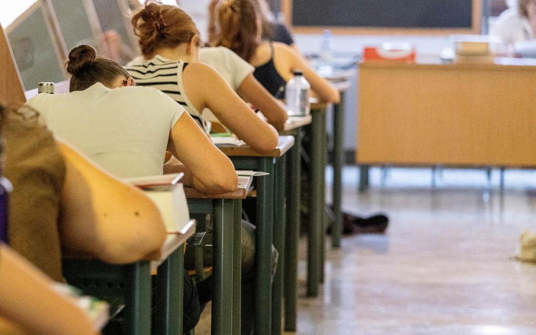 Maturità 2026, i ragazzi del liceo Virgilio di Roma dopo la prima prova: ”Ora pensiamo a domani”